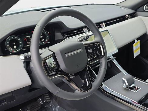 New 2026 Land Rover Range Rover Evoque S image 16