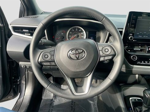Used 2022 Toyota Corolla SE image 11