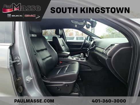 Used 2019 Jeep Grand Cherokee Limited AWD/4WD image 21