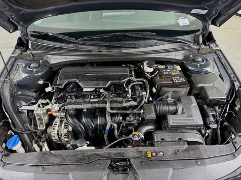 Used 2023 Hyundai Elantra SEL FWD image 29