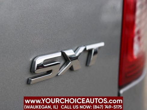 Used 2015 Dodge Grand Caravan SXT image 11