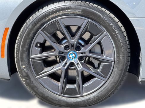 Certified 2023 BMW i4 eDrive35 RWD image 11