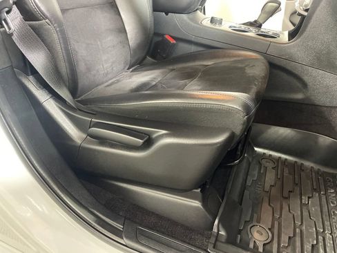 Used 2018 Jeep Grand Cherokee Laredo AWD/4WD image 24