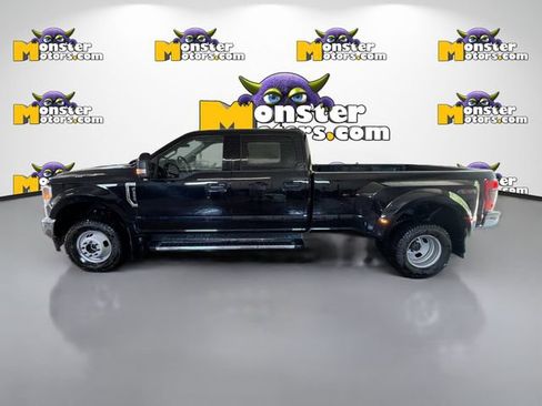 Used 2021 Ford F350 XLT AWD/4WD image 7