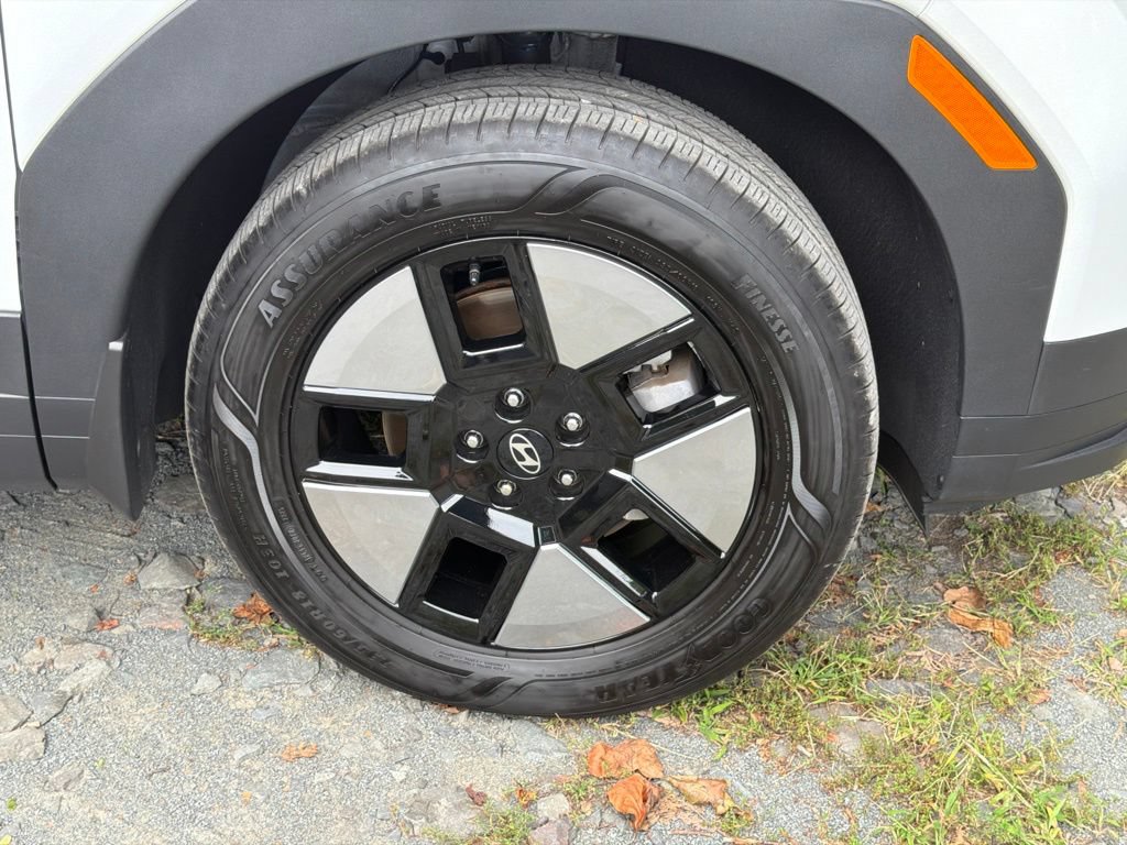 Certified 2026 Hyundai Santa Fe SE AWD/4WD image 8