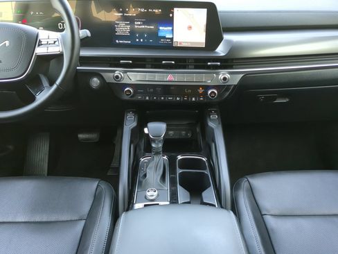 Used 2024 Kia Telluride S w/ S Sunroof Package FWD image 50