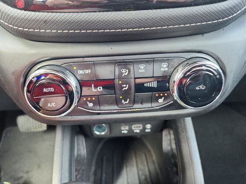 Certified 2023 Chevrolet TrailBlazer ACTIV w/ Convenience Package image 16