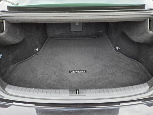 Used 2018 Genesis G80 5.0 Ultimate RWD image 31