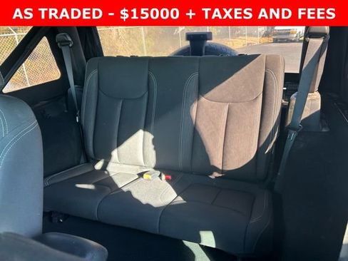 Used 2017 Jeep Wrangler Sahara w/ Connectivity Group image 14