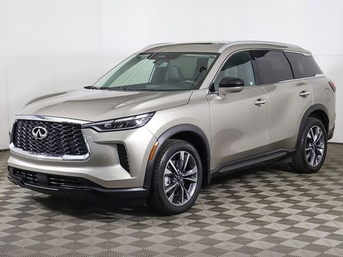 Used 2023 INFINITI QX60 Luxe w/ Cargo Package AWD/4WD image 11