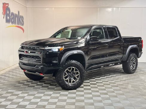 New 2026 Chevrolet Colorado ZR2 w/ Technology Package image 2