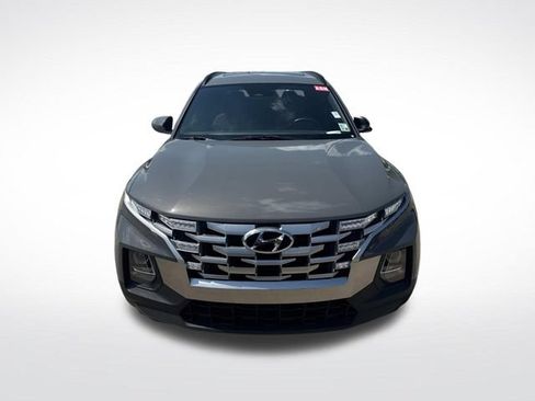Used 2022 Hyundai Santa Cruz SEL w/ Activity Package FWD image 2