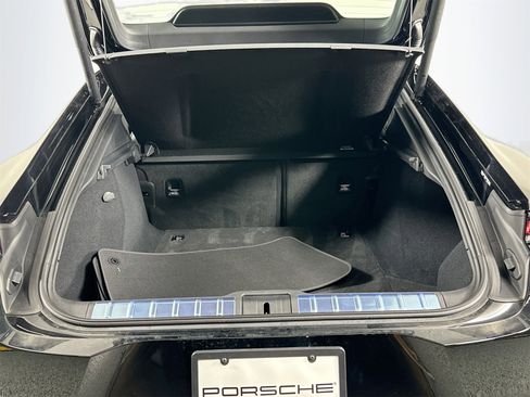 Certified 2025 Porsche Panamera 4 image 37