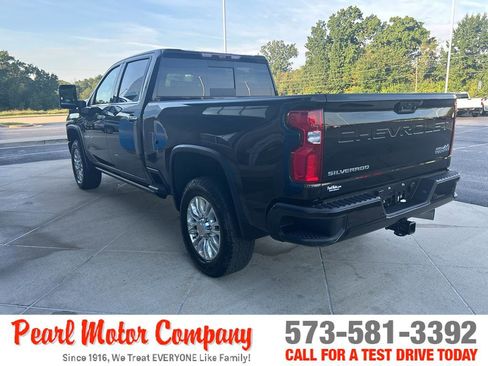 Certified 2023 Chevrolet Silverado 2500 High Country image 6