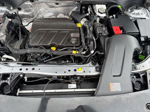 Used 2025 Chevrolet Trax ACTIV FWD image 17