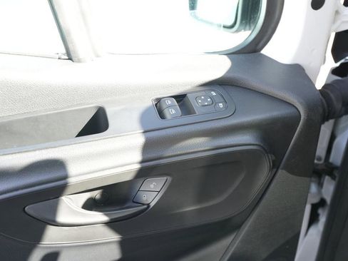 Used 2023 Mercedes-Benz Sprinter 2500 image 24