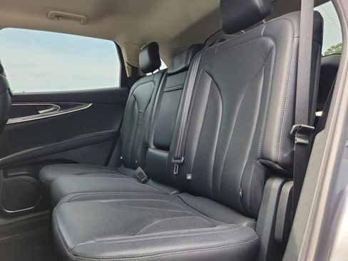 Used 2021 Lincoln Nautilus AWD w/ Equipment Group 101A image 20