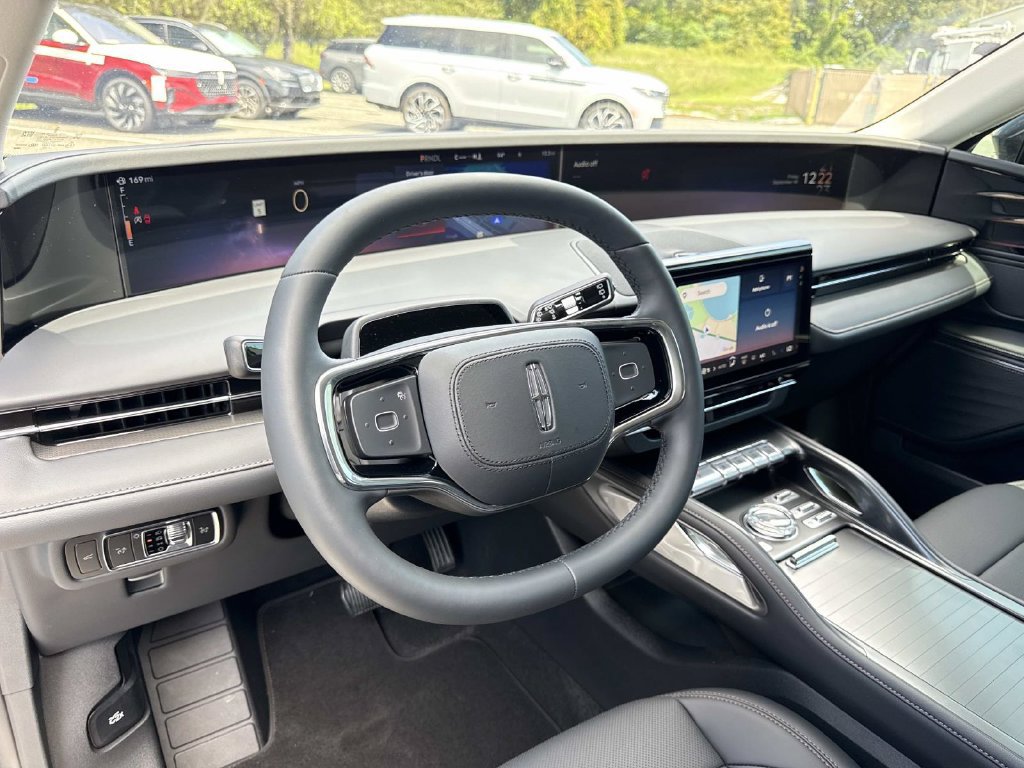 New 2026 Lincoln Nautilus Premier AWD/4WD image 33