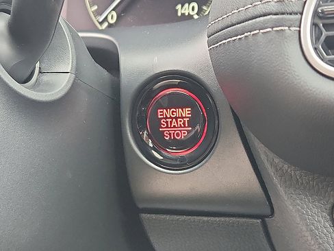 New 2026 Honda HR-V EX-L image 17