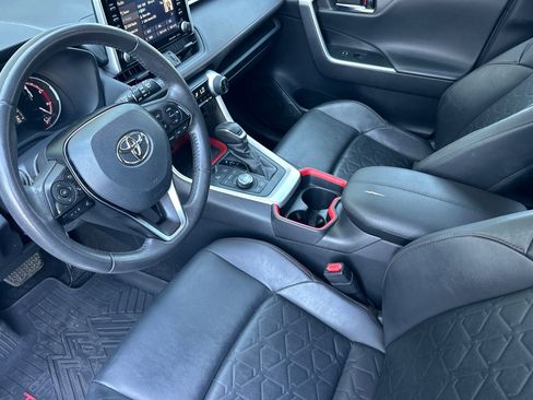 Certified 2021 Toyota RAV4 TRD Off-Road AWD/4WD image 9