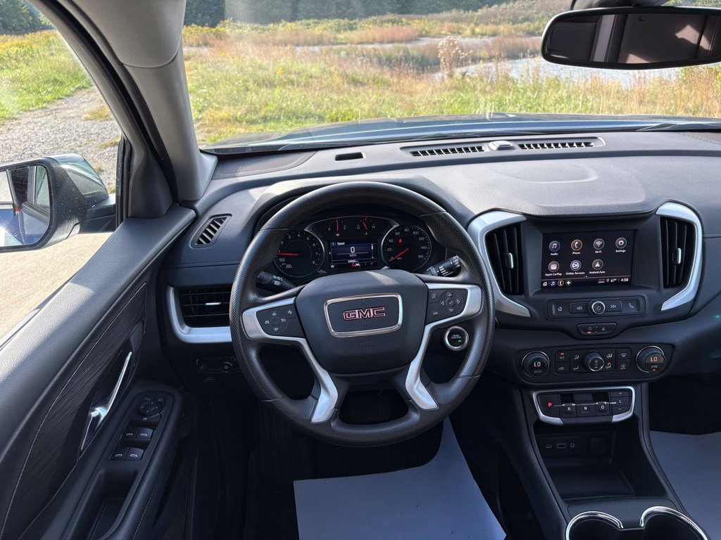 Used 2024 GMC Terrain SLE w/ Driver Convenience Package FWD image 42