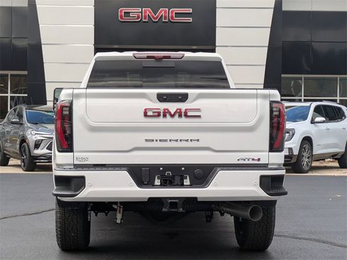 New 2026 GMC Sierra 2500 AT4 w/ AT4 Premium Plus Package image 5