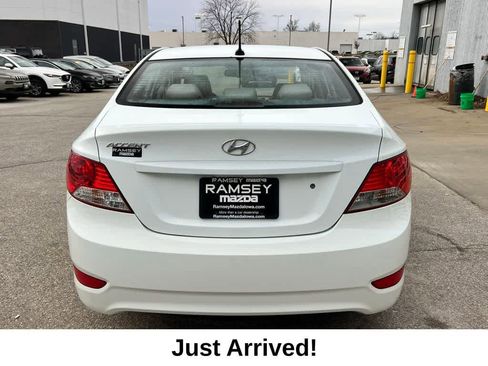 Used 2014 Hyundai Accent GLS image 5