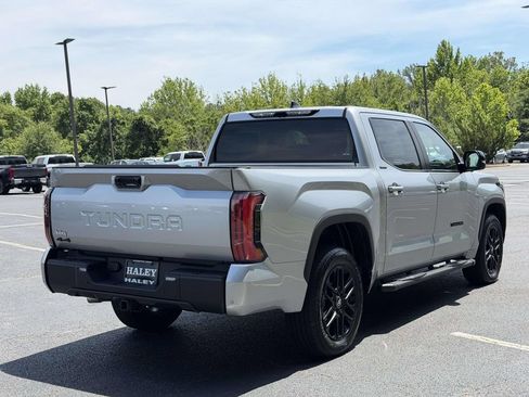 Used 2026 Toyota Tundra Limited AWD/4WD image 19