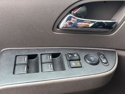 Used 2016 Honda Odyssey Touring Elite image 15