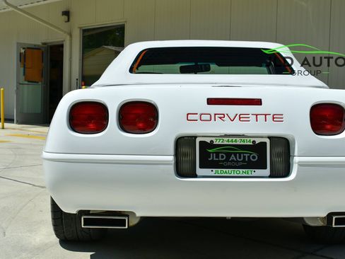 Used 1994 Chevrolet Corvette Convertible RWD image 44