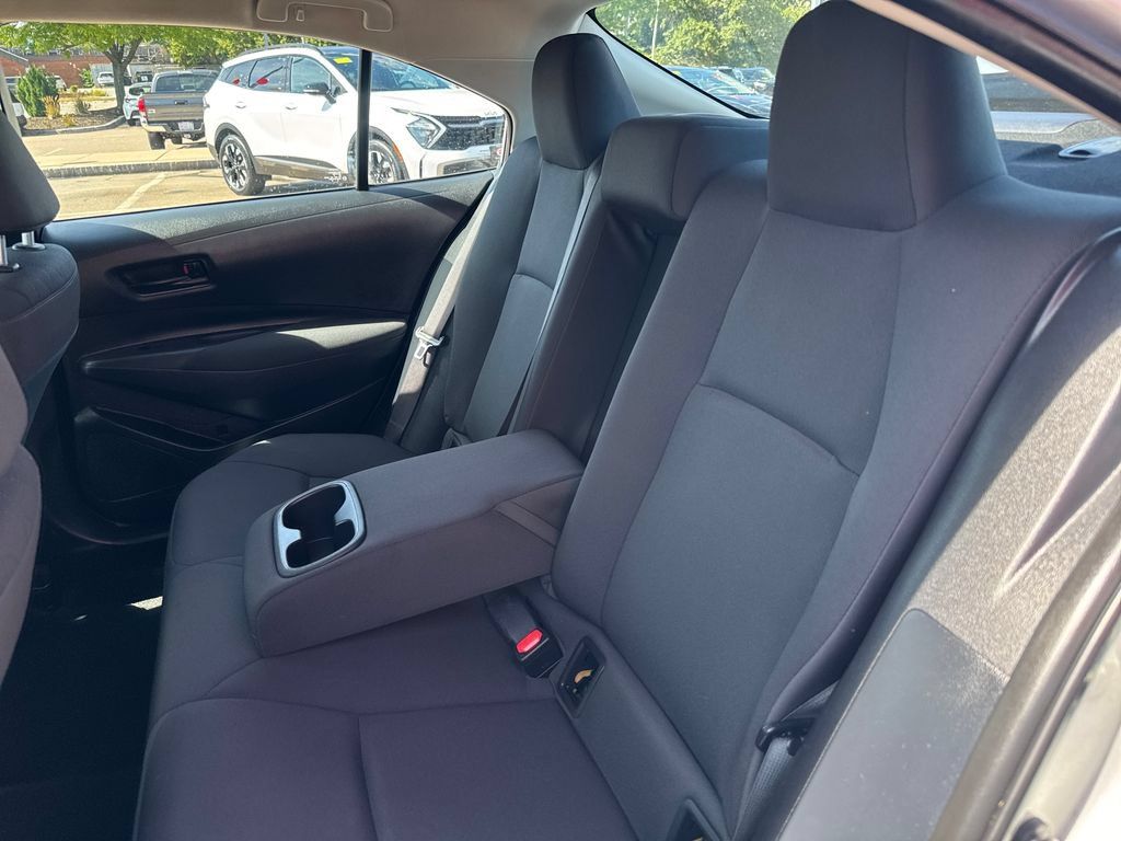 Used 2024 Toyota Corolla LE FWD image 36