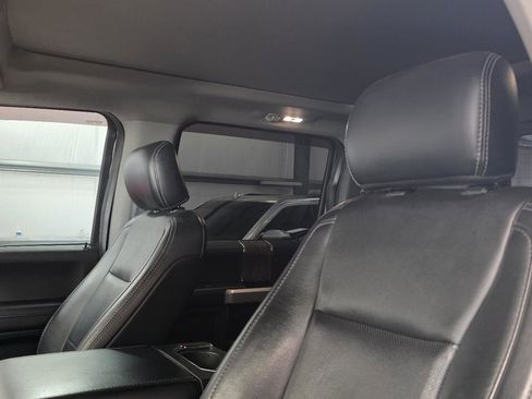 Used 2019 Ford F250 Lariat w/ Lariat Ultimate Package AWD/4WD image 13