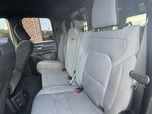 Used 2021 RAM 1500 Big Horn RWD image 13