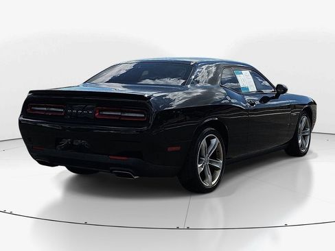 Used 2016 Dodge Challenger R/T RWD image 6