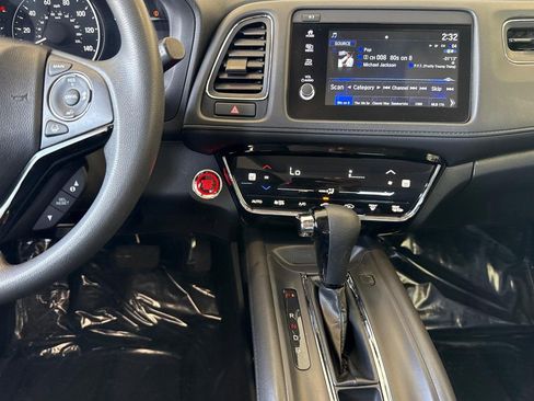 Certified 2022 Honda HR-V EX image 27