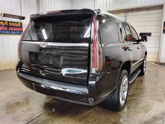 Used 2019 Cadillac Escalade Luxury AWD/4WD image 3