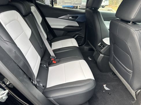 New 2026 Chevrolet Equinox EV LT image 15