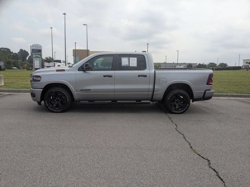 Used 2025 RAM 1500 Big Horn RWD image 6