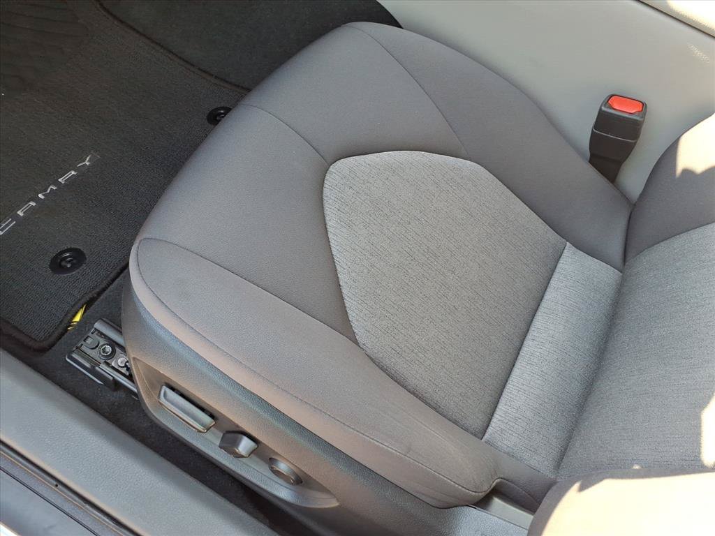 Used 2024 Toyota Camry LE FWD image 20