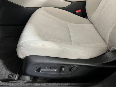 Certified 2023 Honda Accord EX image 11