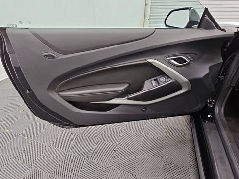 Certified 2023 Chevrolet Camaro SS RWD image 30