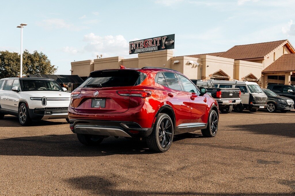 Used 2021 Buick Envision Essence w/ Sport Touring Package FWD image 7