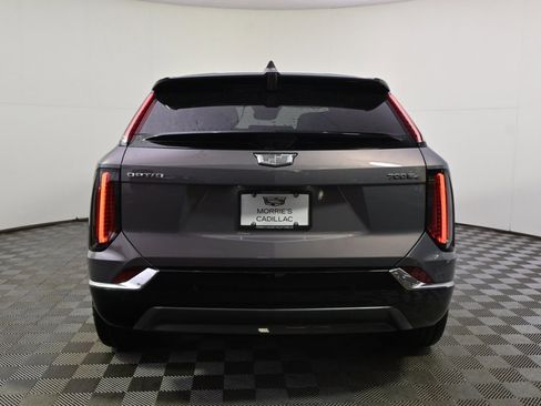 New 2026 Cadillac Optiq Luxury 2 image 5