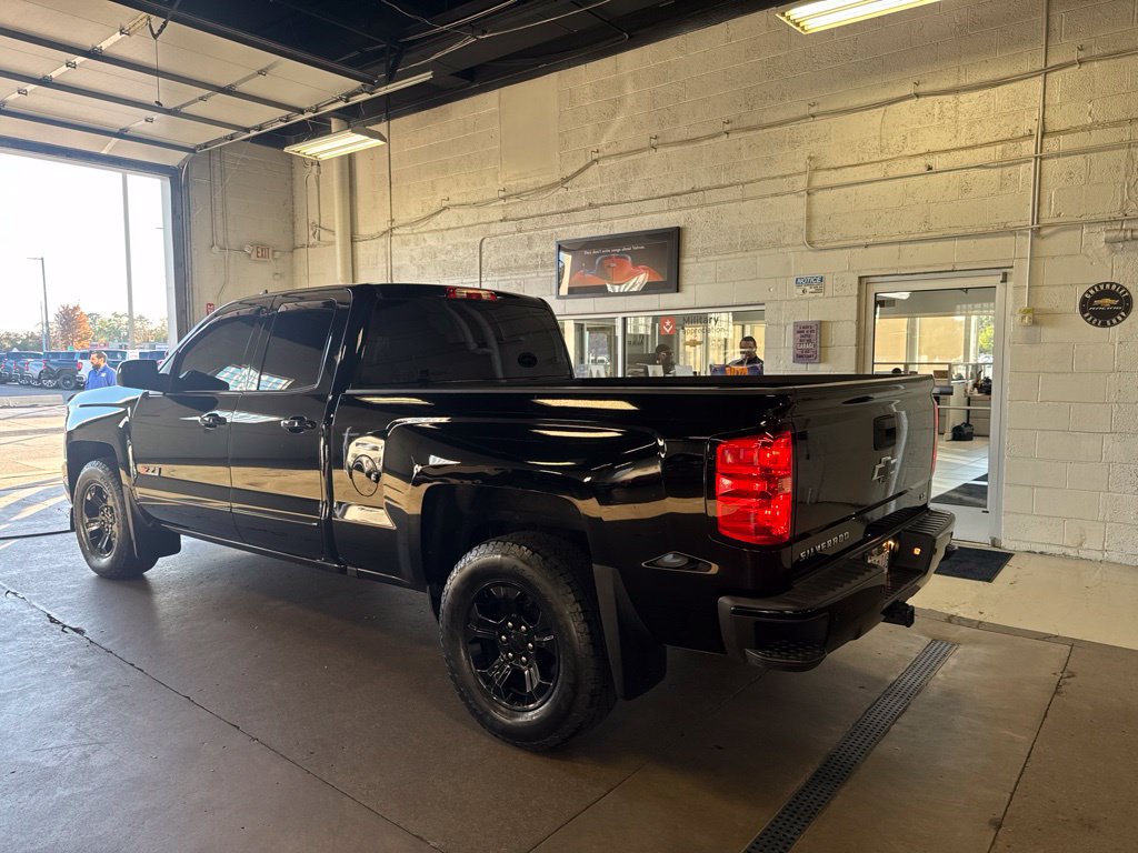 Used 2019 Chevrolet Silverado 1500 LT w/ All Star Edition AWD/4WD image 2