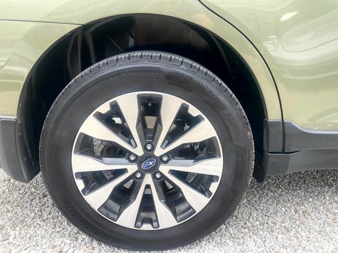 Used 2016 Subaru Outback 2.5i Limited AWD/4WD image 23
