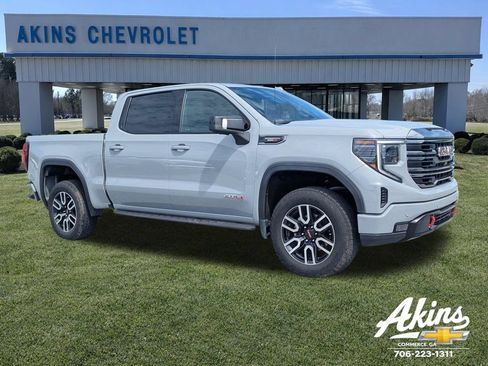 Certified 2024 GMC Sierra 1500 AT4 w/ Technology Package AWD/4WD image 1