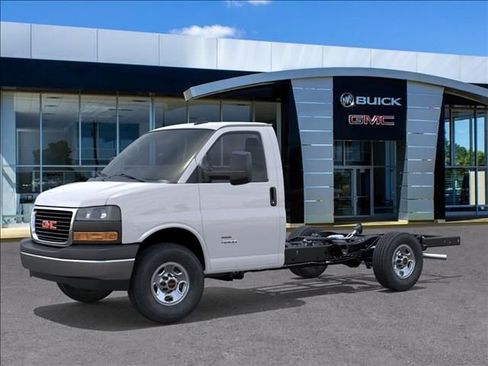 New 2025 GMC Savana 3500 w/ Power Convenience Package image 2