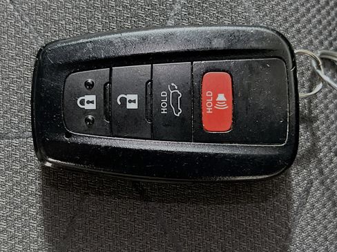 Used 2024 Toyota RAV4 XLE w/ Convenience Package image 36