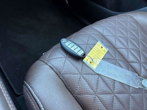 Used 2021 Nissan Murano Platinum w/ Cargo Package image 30