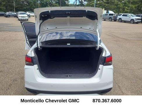 Used 2025 Nissan Versa S w/ Trunk Package FWD image 28